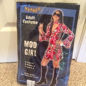 Mod Girl Halloween Costume